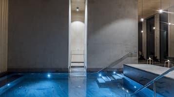 Couples treatment room(s), sauna, steam room, body treatments