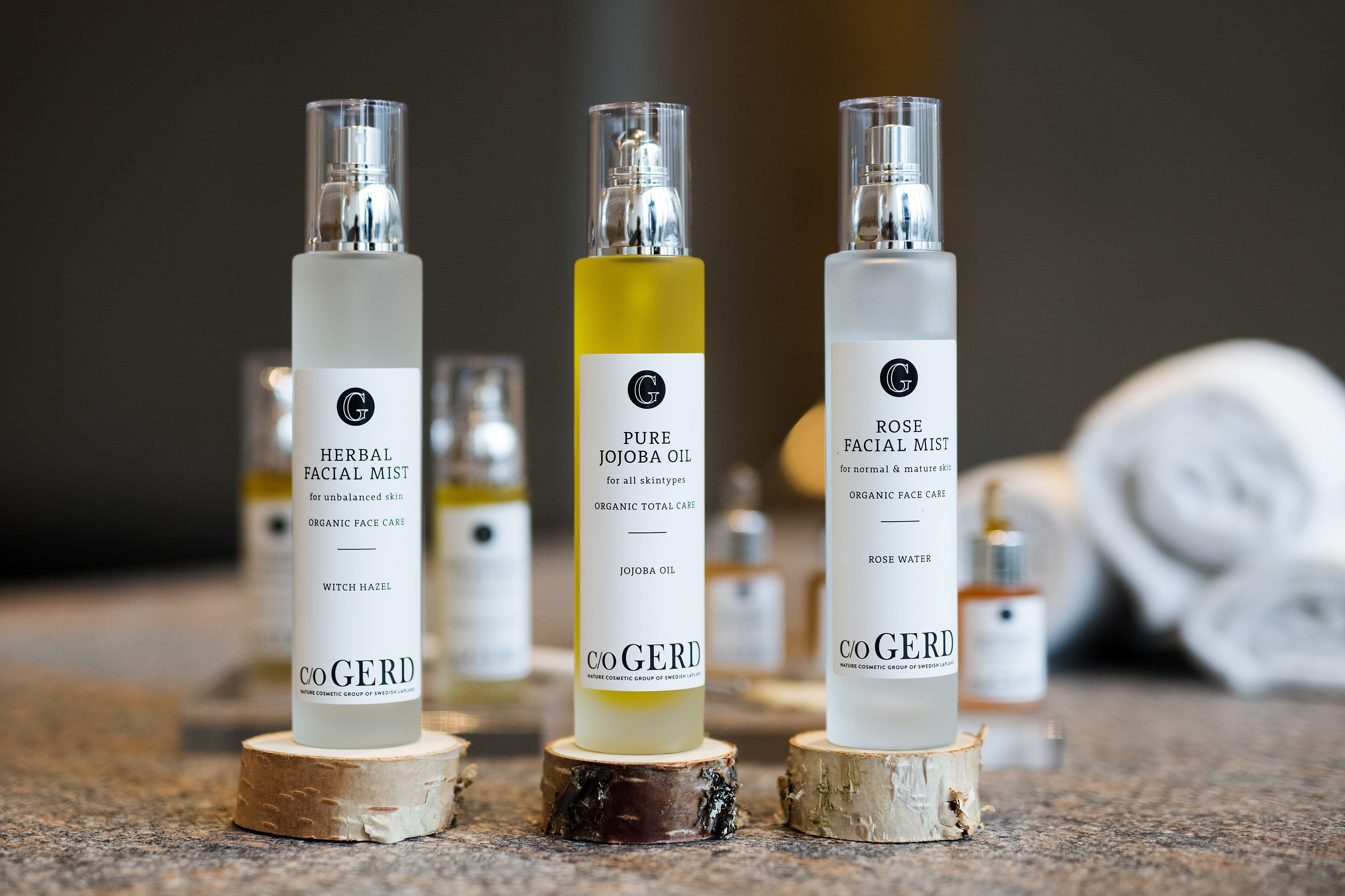 sauna, steam room, body treatments, swedish massages, facials