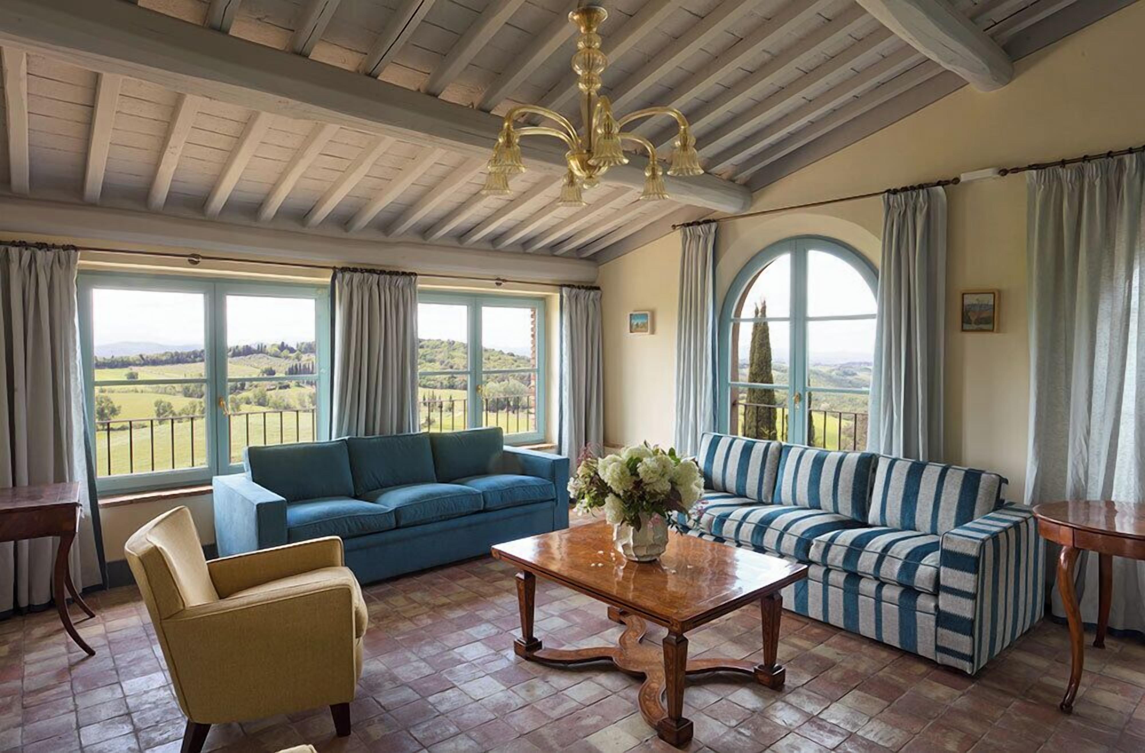 Vil·la | Roba de llit d'alta qualitat, cobrellits i caixa forta a l'habitació 