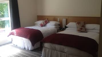 Desk, rollaway beds, free WiFi