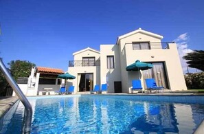 Villa, 3 Bedrooms, Private Pool, Sea View | Terrace/patio