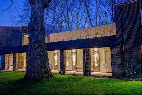 The Royal Foundation of St Katharine