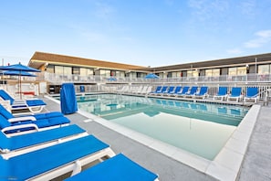 Seasonal outdoor pool