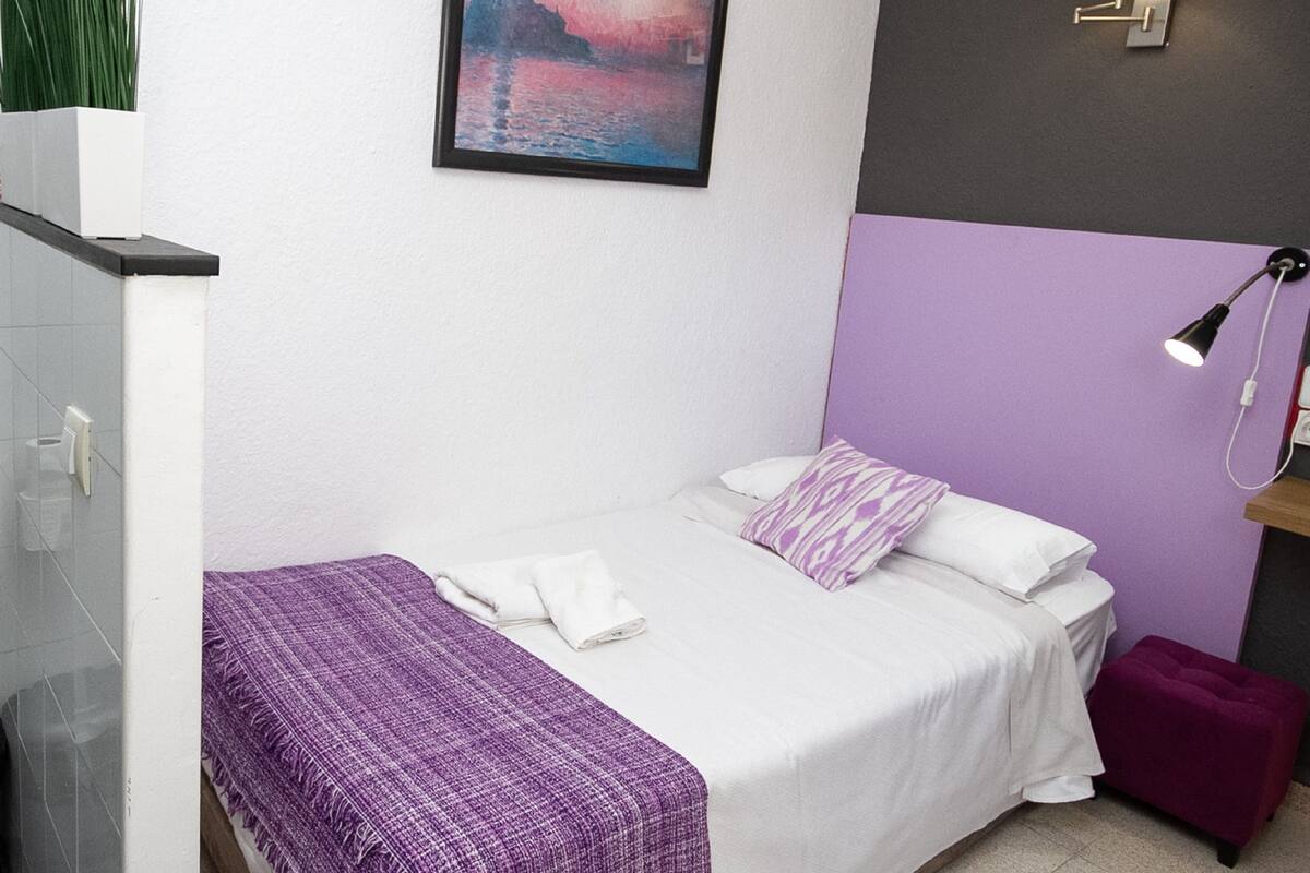 Habitación individual básica, 1 cama individual (Habitación Individual - Anexo) | Caja de seguridad en la habitación, escritorio y cortinas blackout