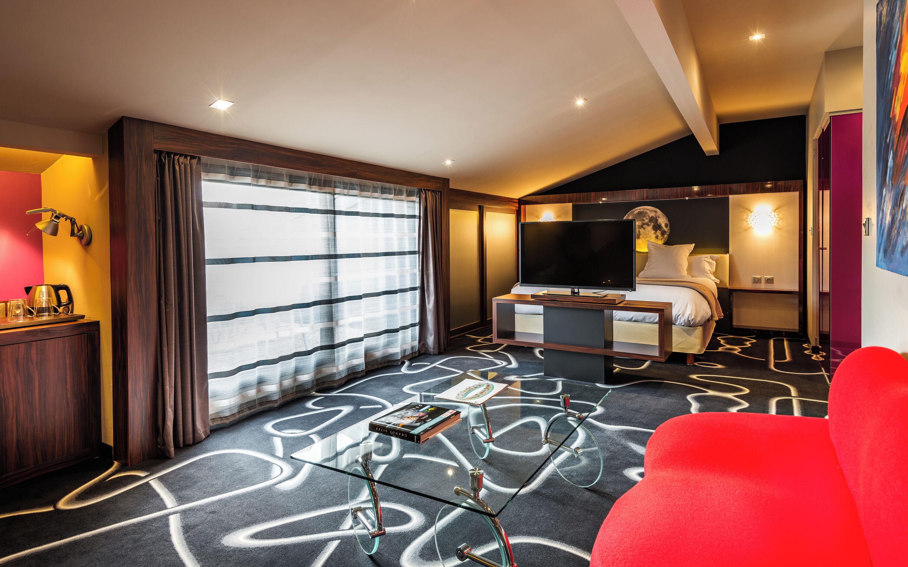 Family Suite | Premium bedding, minibar, in-room safe, desk