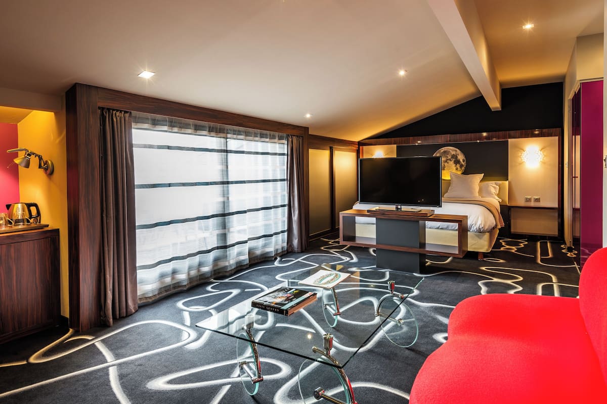 Family Suite | Premium bedding, minibar, in-room safe, desk