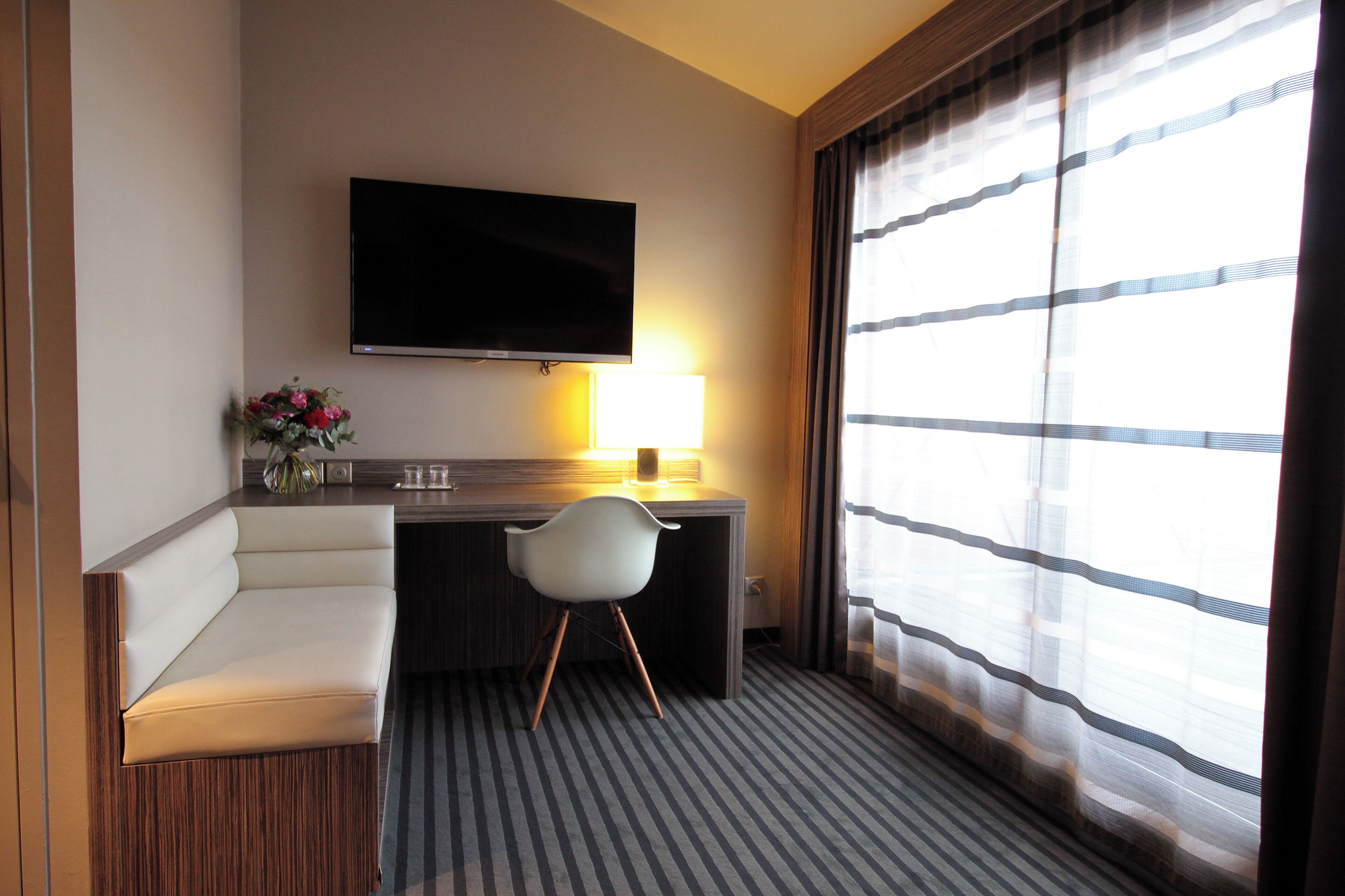 junior suite with terrace  | 1 bedroom, premium bedding, minibar, in-room safe
