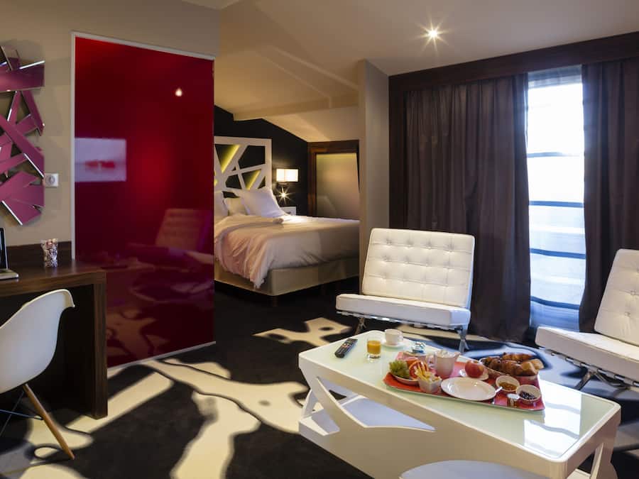 Superior Room with Terrace | Premium bedding, minibar, in-room safe, desk