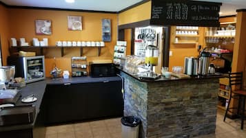 Free daily continental breakfast