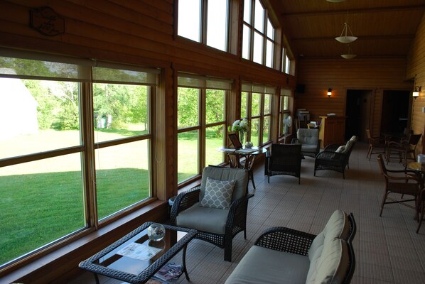 Couples treatment rooms, sauna, body treatments, hydrotherapy