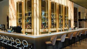 Bar (in der Unterkunft)