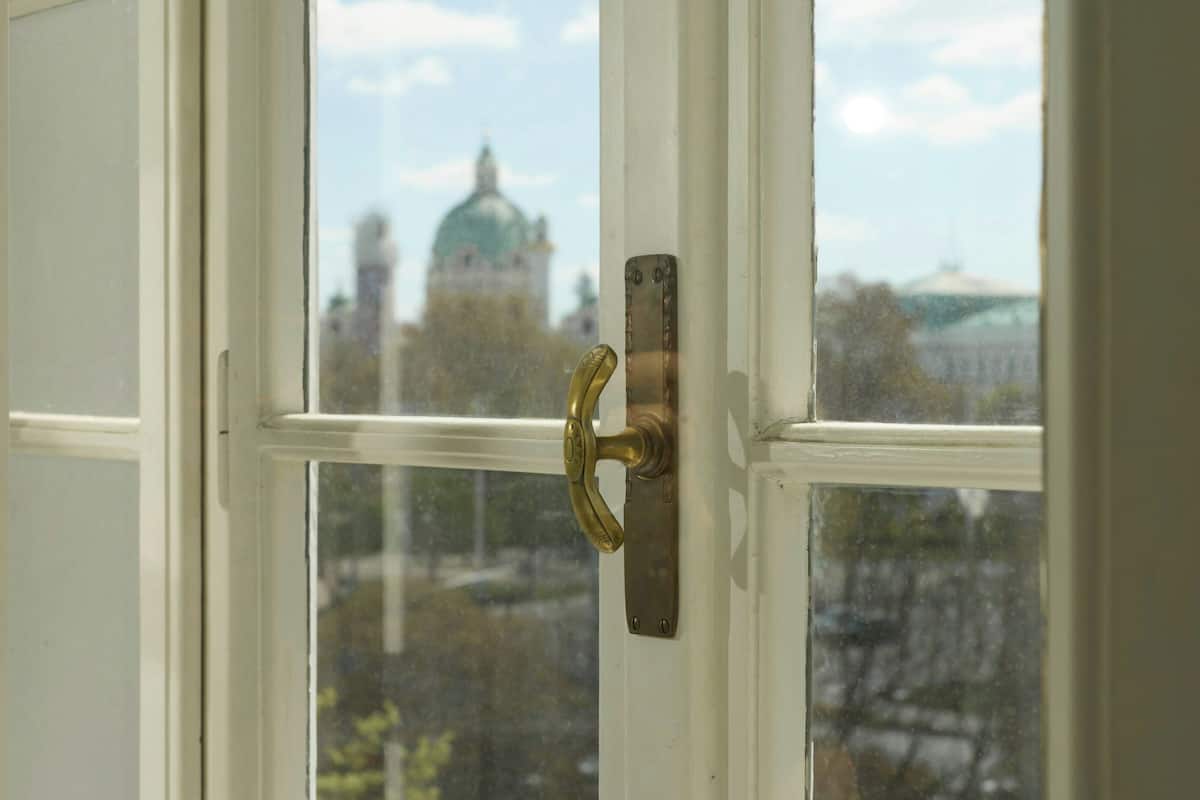 THE CLOUD with view | Tech