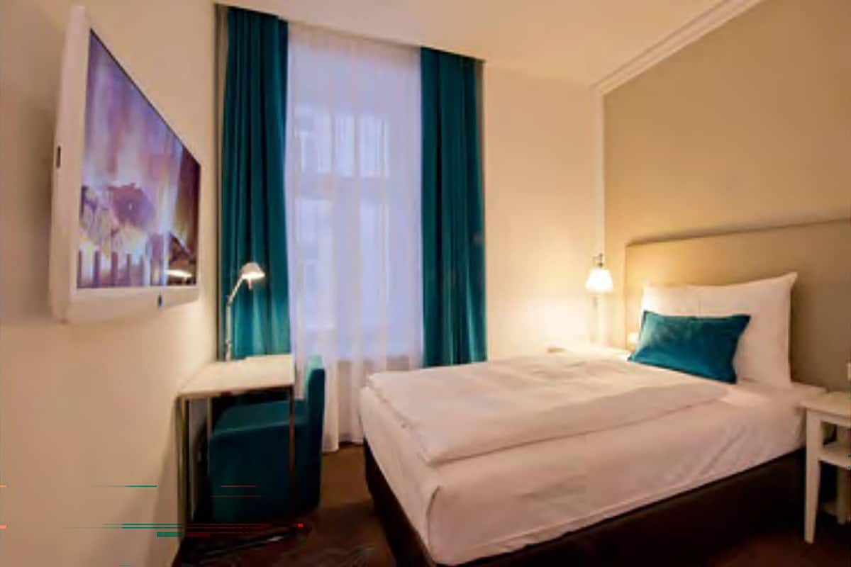 Egyptian cotton sheets, premium bedding, desk, soundproofing