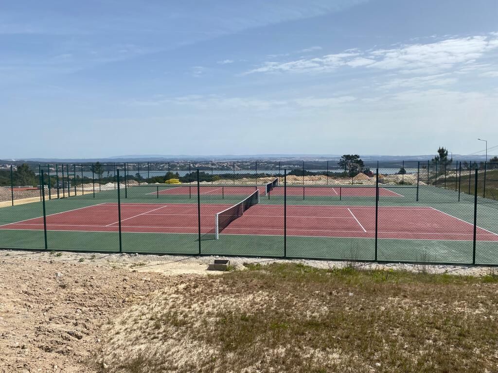 Tennisvöllur
