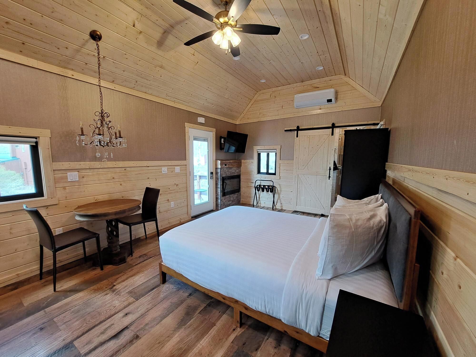 Cabin, 1 Bedroom (Shasta) | Living area | LED TV, DVD player
