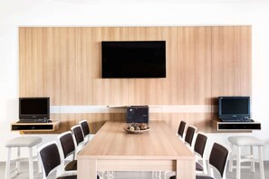 Meeting facility - Microtel by Wyndham Vernal / Naples (Vernal)