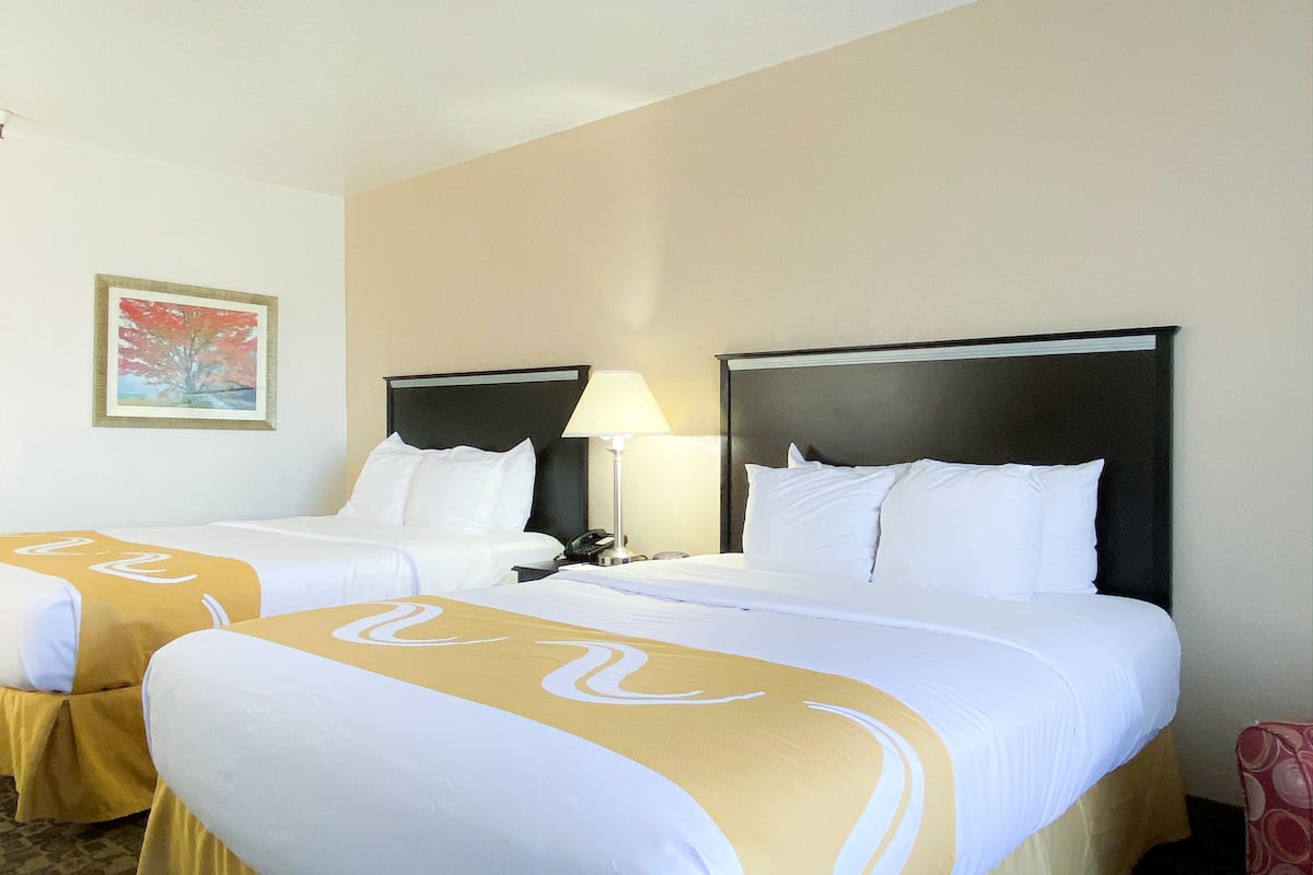 standard room, 2 queen beds, non smoking | desk, iron/ironing board, free cots/infant beds, rollaway beds