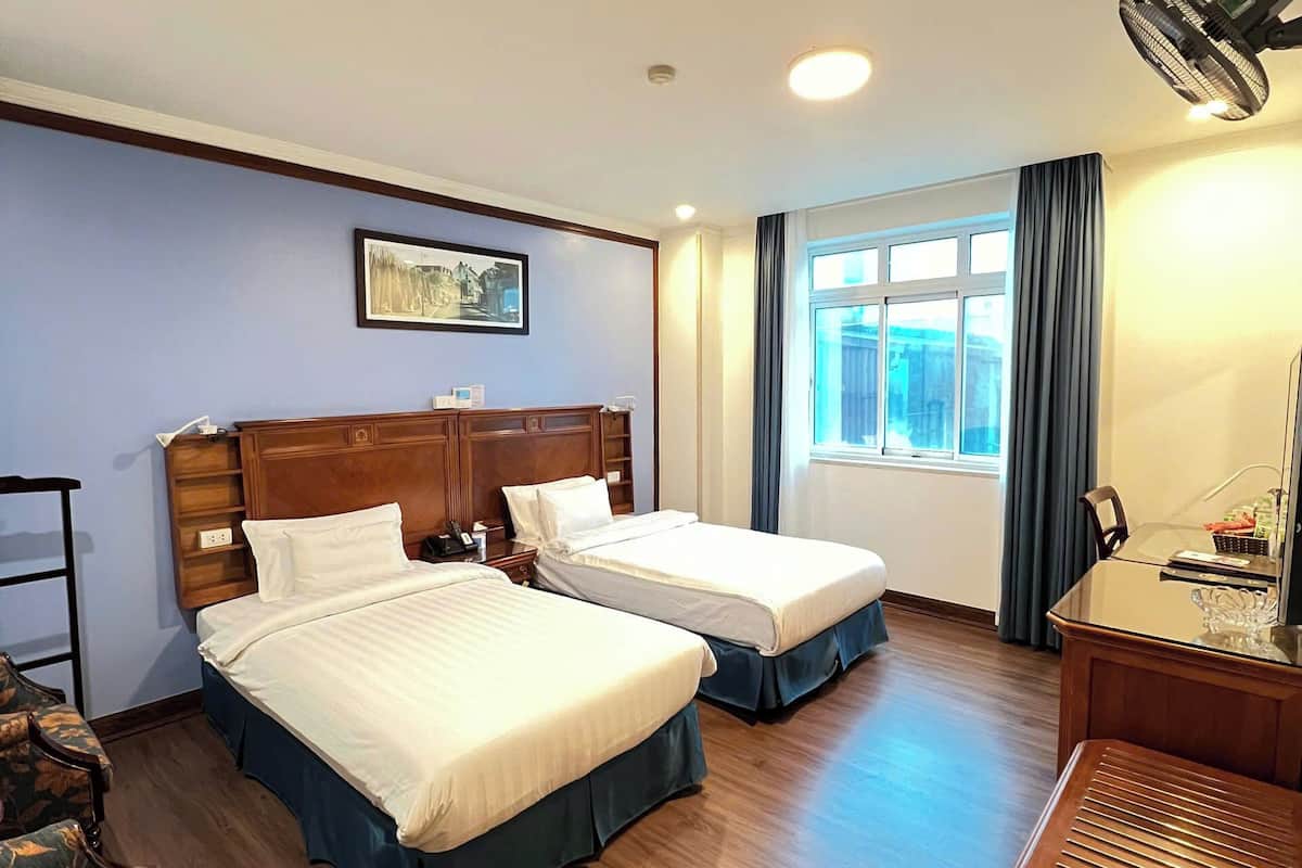 1 bedroom, minibar, in-room safe, blackout curtains