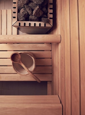 Sauna, bain Ă remous, hammam