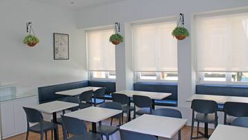 Daily continental breakfast (EUR 10 per person)