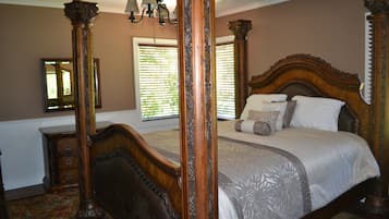 Suite (River View with Kitchenette) | Gratis wifi, beddengoed