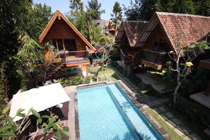 Piscine extérieure