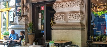 Andrássy Thai Hotel