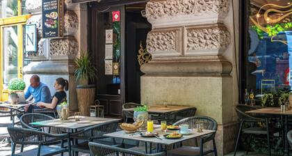 Andrássy Thai Hotel