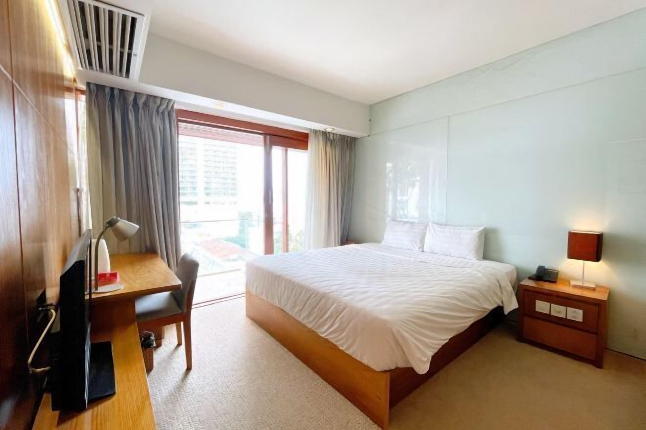 Free minibar items, in-room safe, desk, blackout curtains