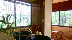 Deluxe Double Room, Balcony | Bathroom sink