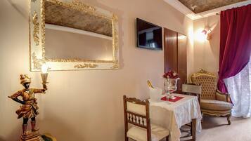 TĂ€gliches einheimisches FrĂŒhstĂŒck (8.00 EUR pro Person)