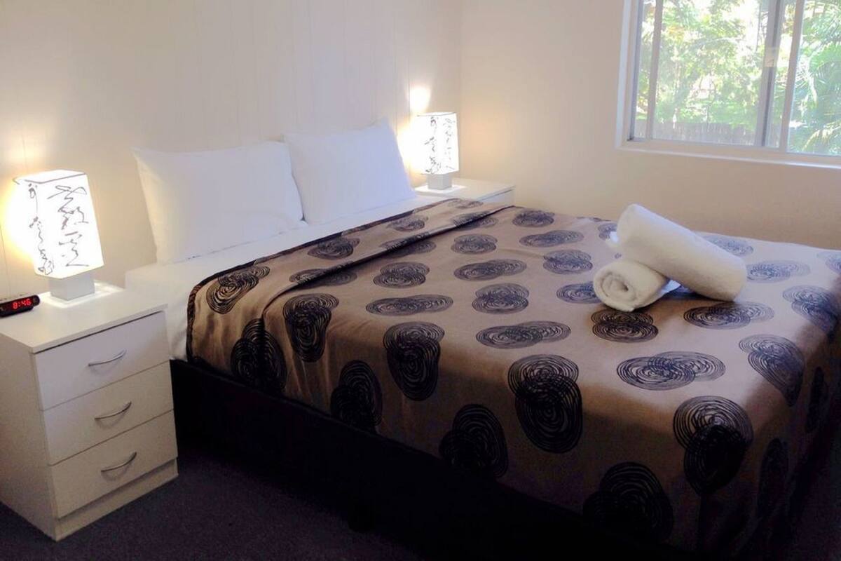 Desk, iron/ironing board, cots/infant beds, rollaway beds