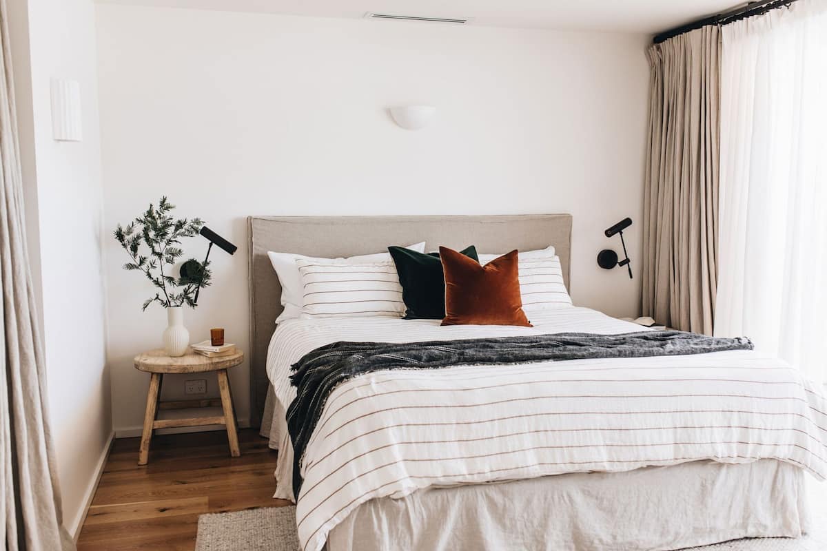 Hochwertige Bettwaren, Betten mit Memory-Foam-Matratzen