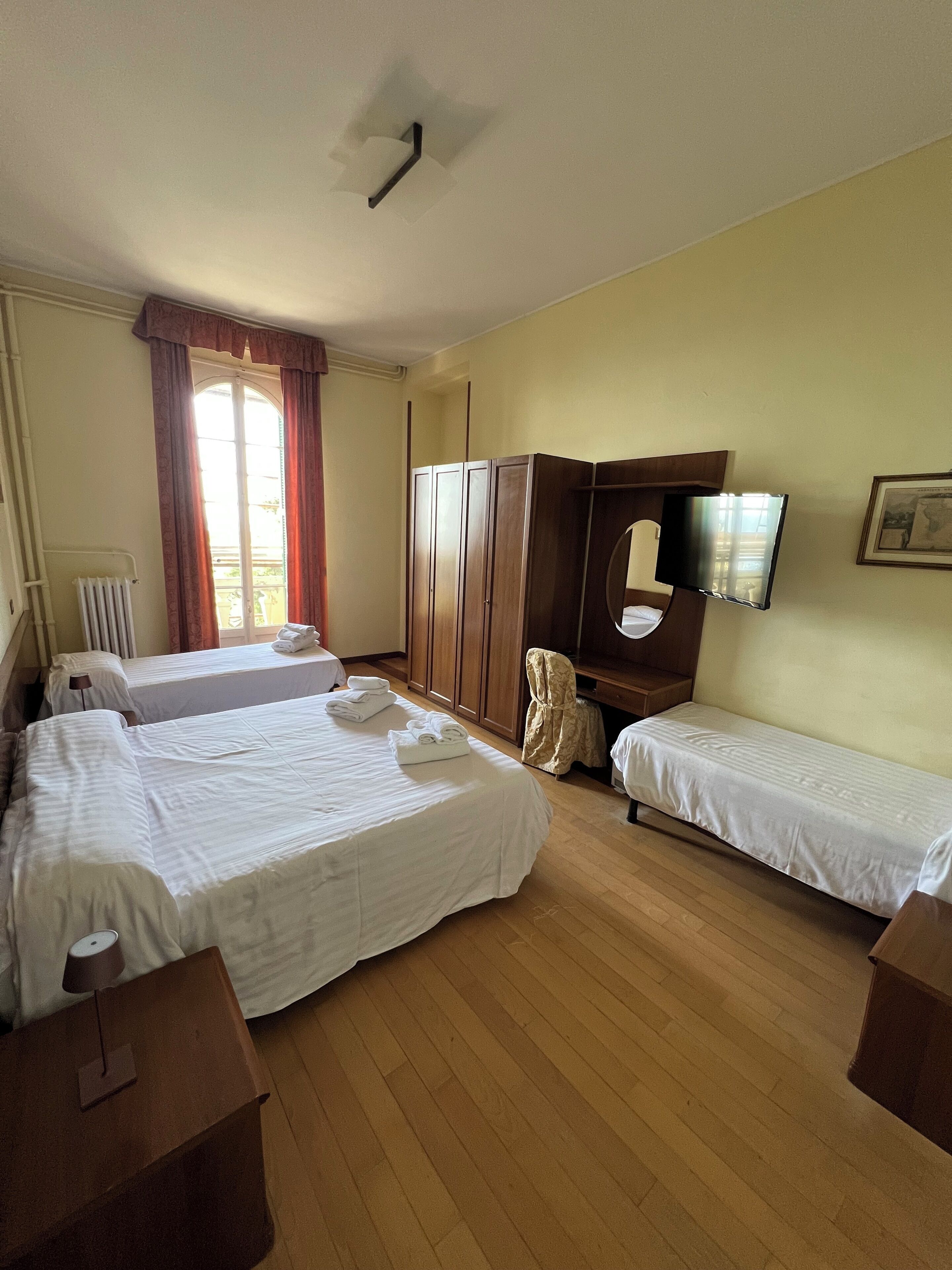 Foto - Hotel Petit Royal