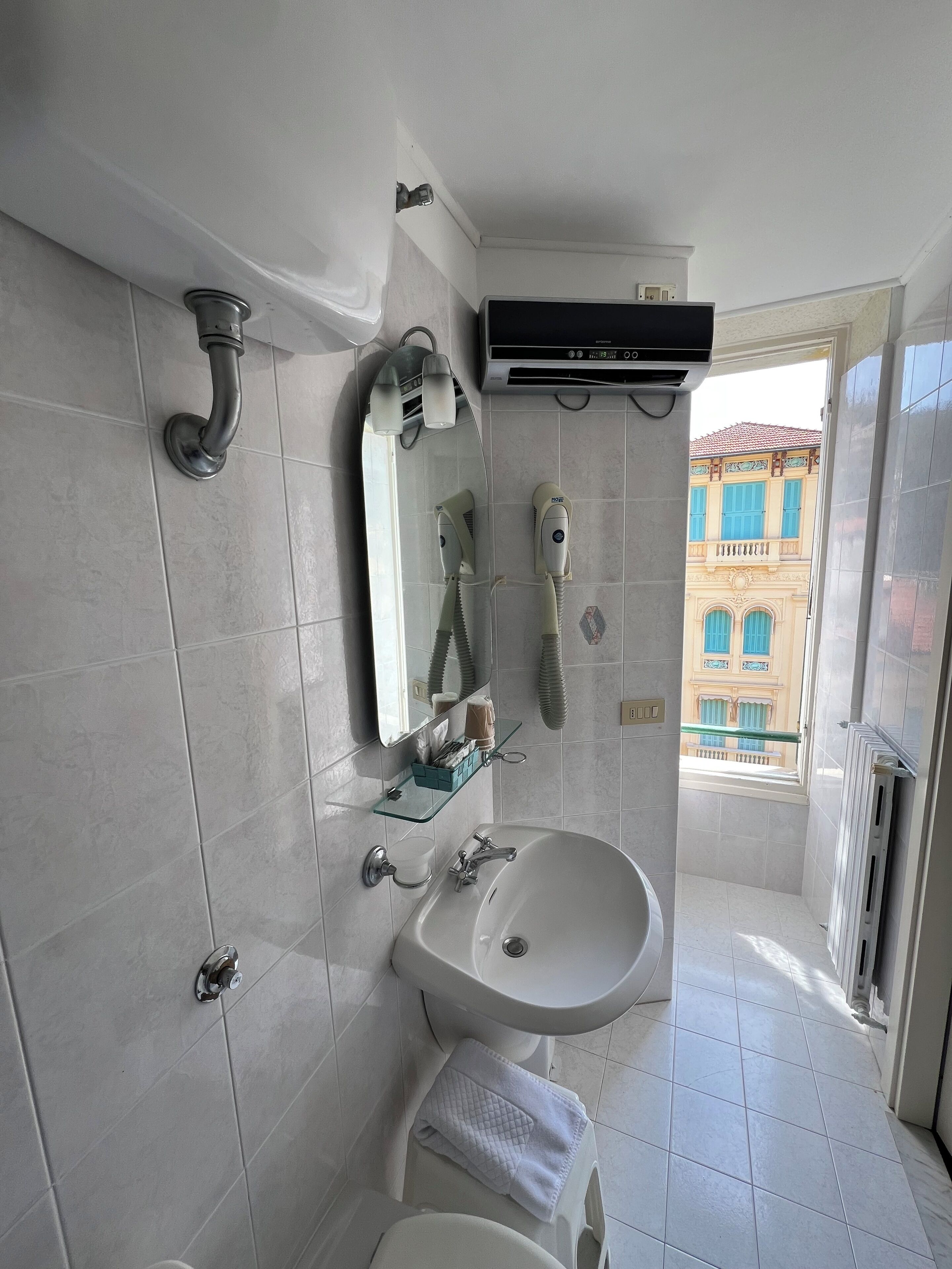 Foto - Hotel Petit Royal
