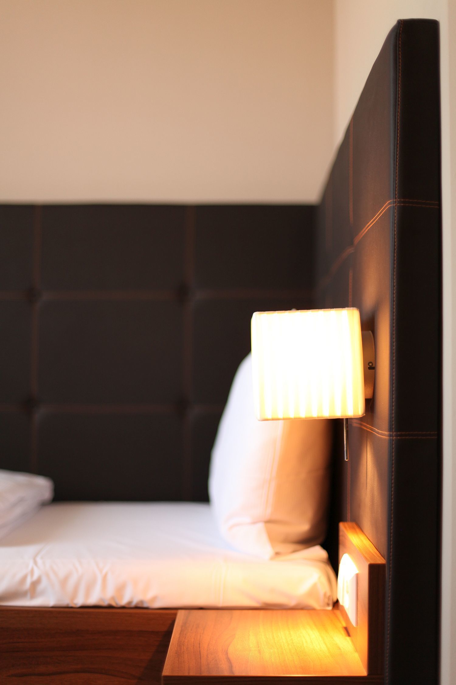 1 bedroom, in-room safe, desk, blackout curtains