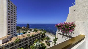 Utsikt mot strand/hav