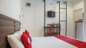 Room - OYO 1032 Beds Patong (Patong)