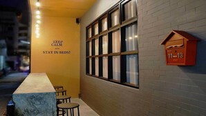 Property entrance - OYO 1032 Beds Patong (Patong)
