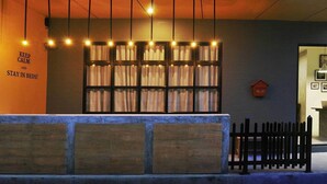 Property entrance - OYO 1032 Beds Patong (Patong)