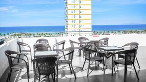 Phòng Suite trăng mật, 1 giường cỡ king, không hút thuốc, quang cảnh bãi biển | Quang cảnh từ phòng