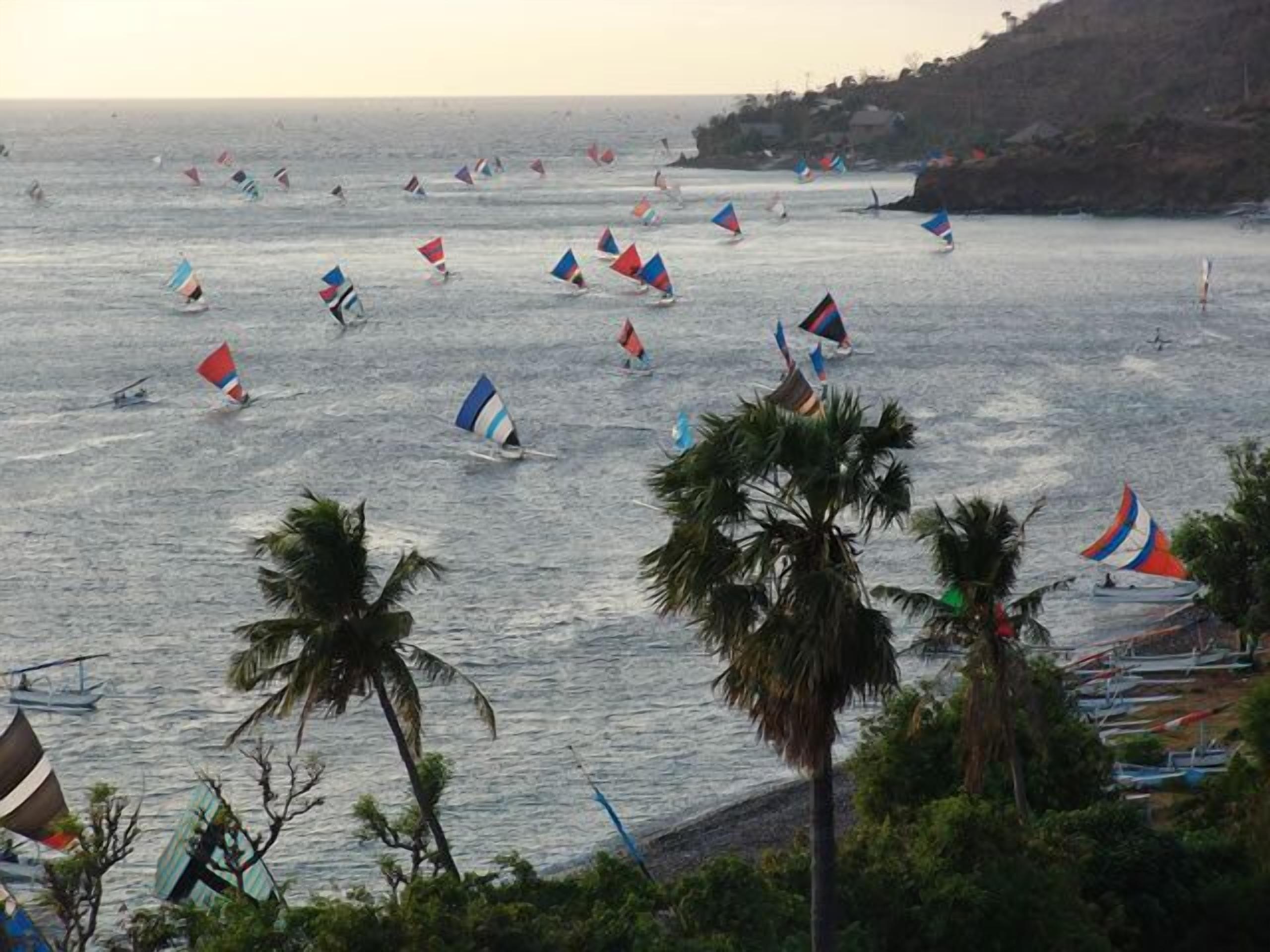 beach nearby, scuba diving, rowing, fishing