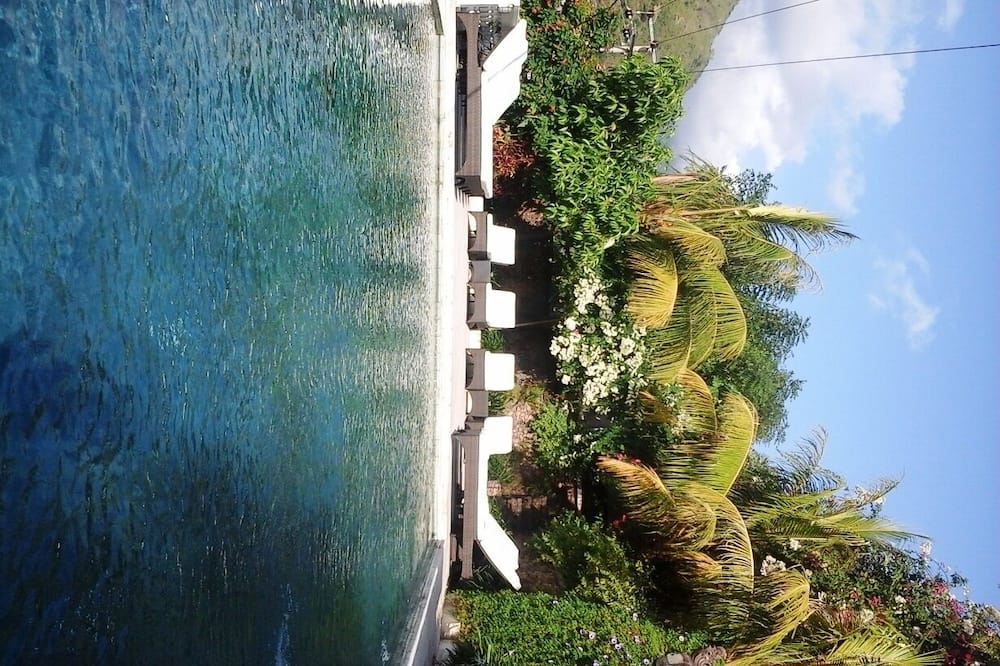 Baliku Dive Resort