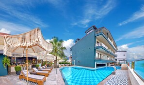 Outdoor pool, open 9:00 AM to 8:30 PM, pool umbrellas, pool loungers - Principal New Leisure Hotel (Katerini)