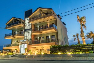 Πρόσοψη καταλύματος