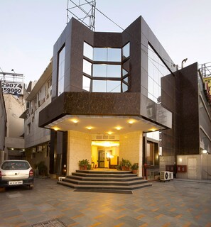 Exterior - Hotel Aura, IGI Airport (New Delhi)