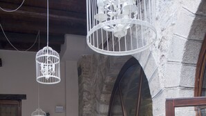 Bar (on property) - Hotel Palacio de Monjaraz (Ávila)