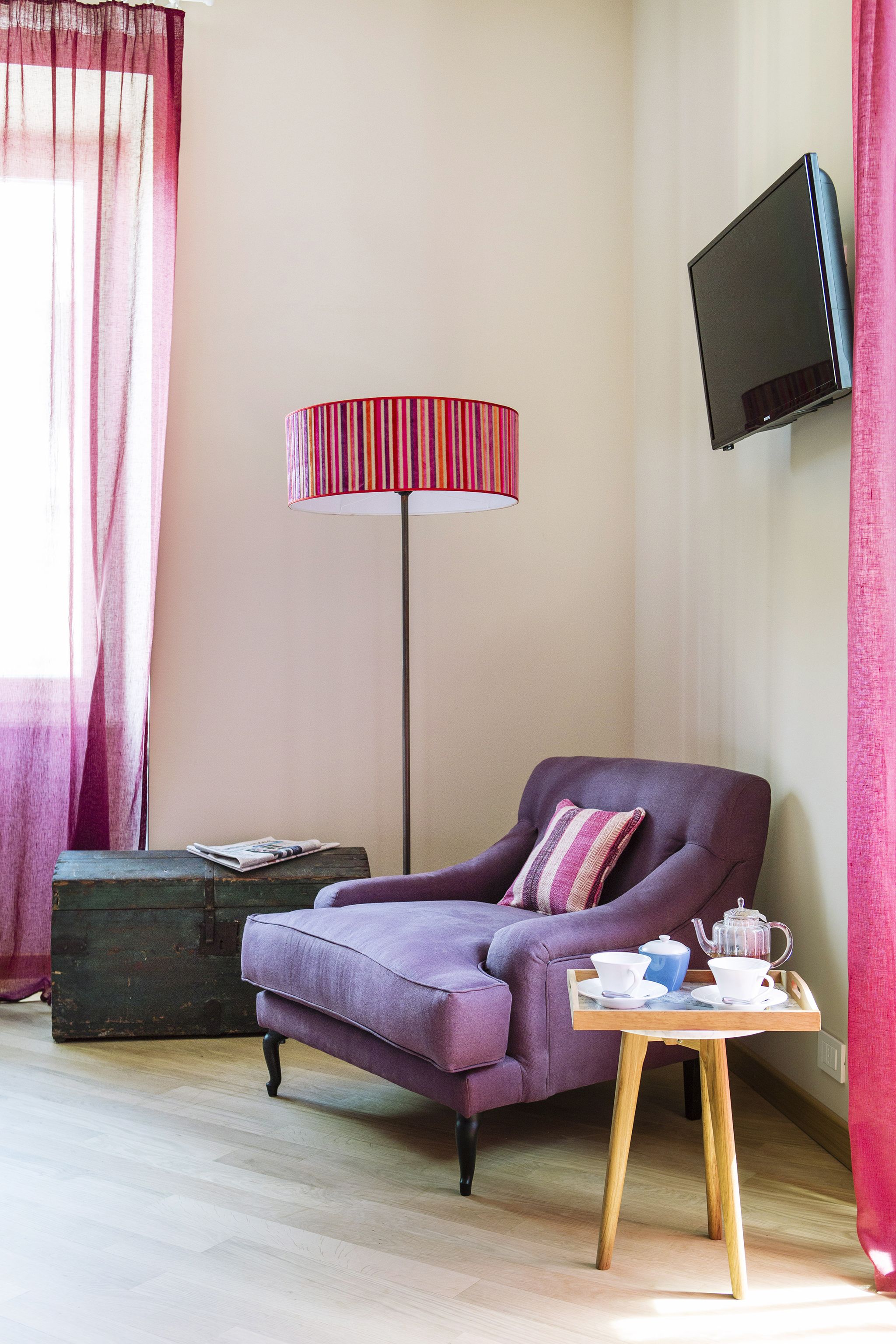 1 bedroom, egyptian cotton sheets, premium bedding, down duvets