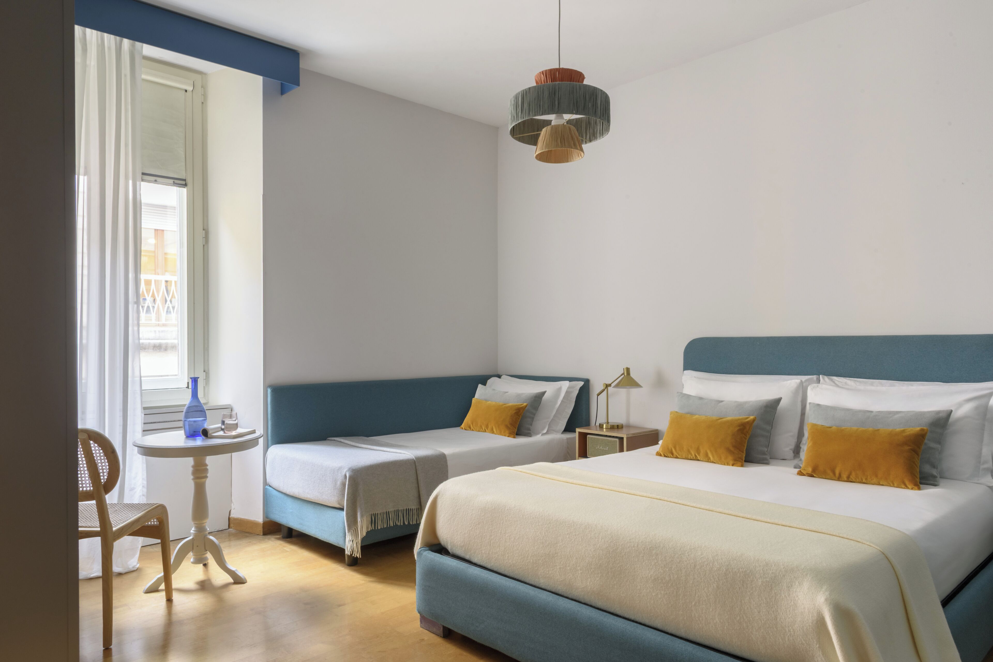 Executive Apartment | Bathroom | Shower, eco-friendly toiletries, hair dryer, slippers