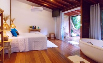 Standard VIP | Minibar, in-room safe, blackout drapes, bed sheets